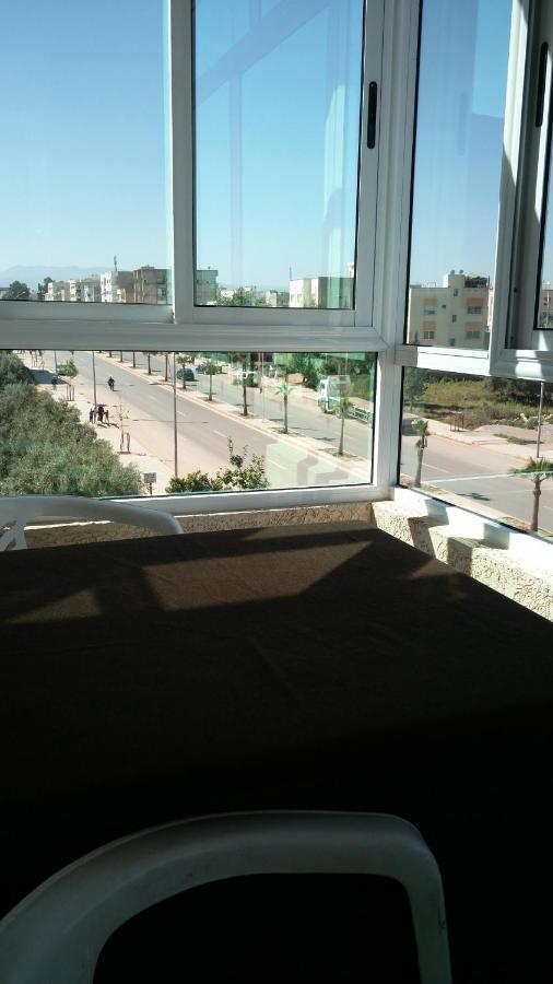 Logement Hotel Et Navette Gratuite Fès Exteriör bild