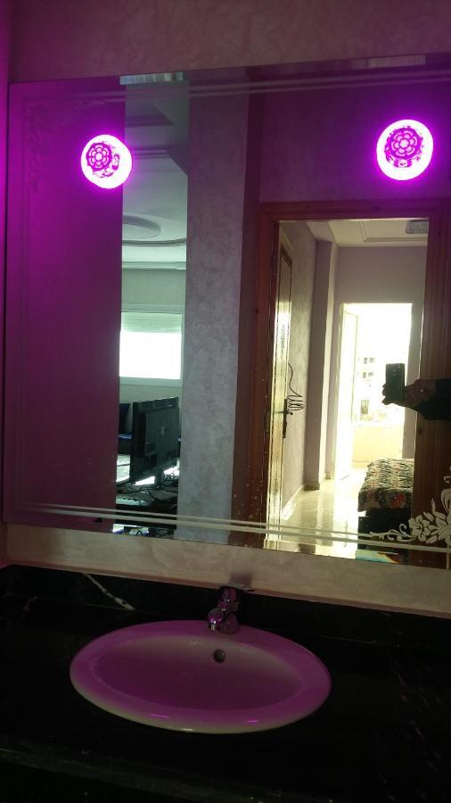 Logement Hotel Et Navette Gratuite Fès Exteriör bild